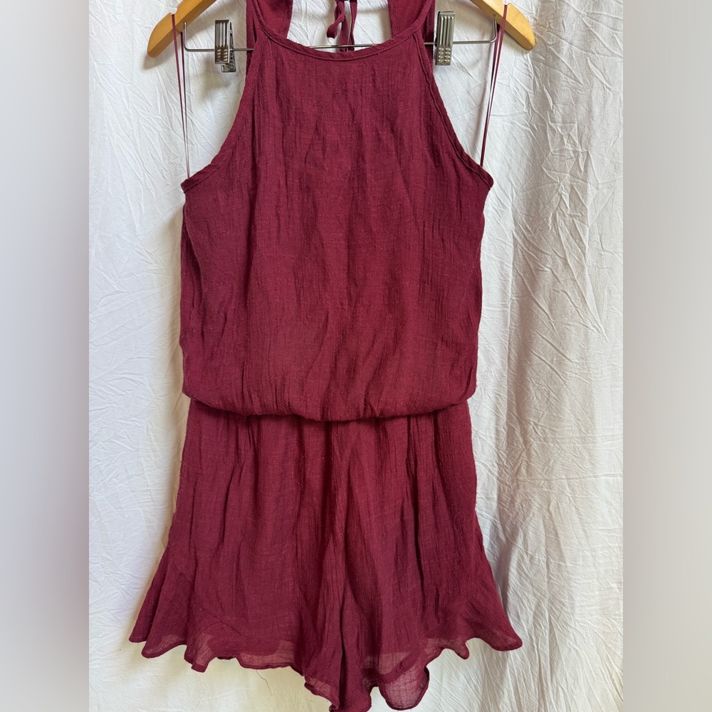 Vestique Maroon Sleeveless Jumpsuit